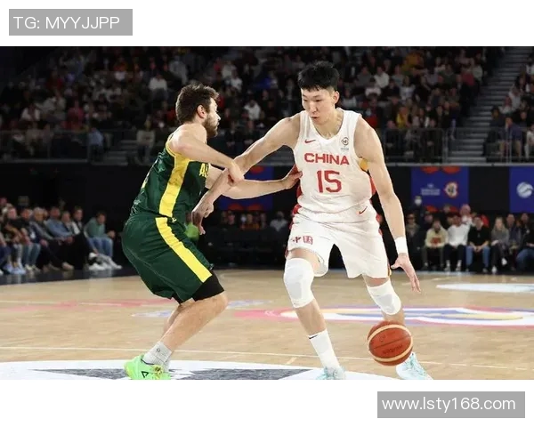 南京篮球队进攻战术解析:如何提升球队整体表现与得分效率 南京篮球队进攻战术解析:如何提升球队整体表现与得分效率