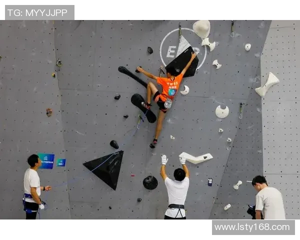 赛后分析:北京攀岩队与重庆攀岩队实力对比与赛场表现探讨 赛后分析:北京攀岩队与重庆攀岩队实力对比与赛场表现探讨