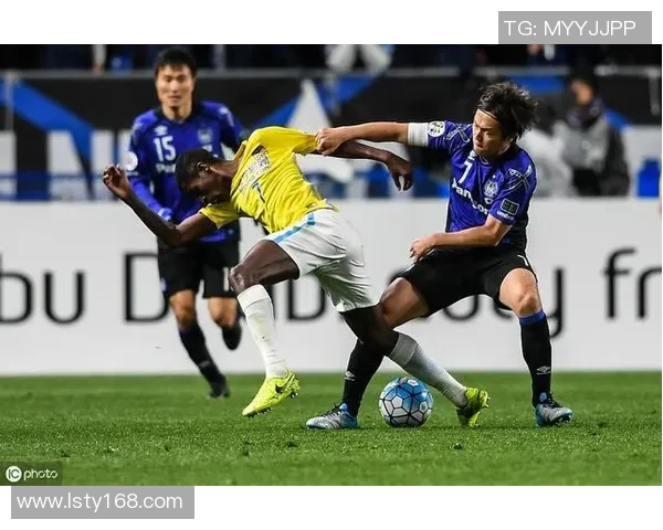 札幌冈萨多主场迎战大阪钢巴争夺联赛关键三分的精彩对决 札幌冈萨多主场迎战大阪钢巴争夺联赛关键三分的精彩对决